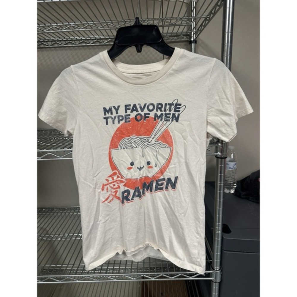 Beige Ramen Tshirt My favorite type of men size small‎ women's